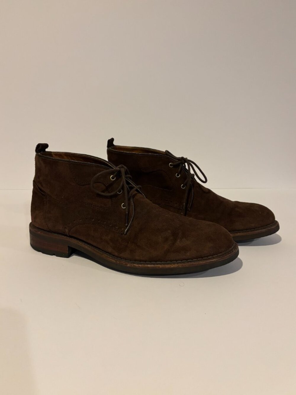 Johnston & Murphy Brown Suede Chukka Boots - Size 8 1/2  M